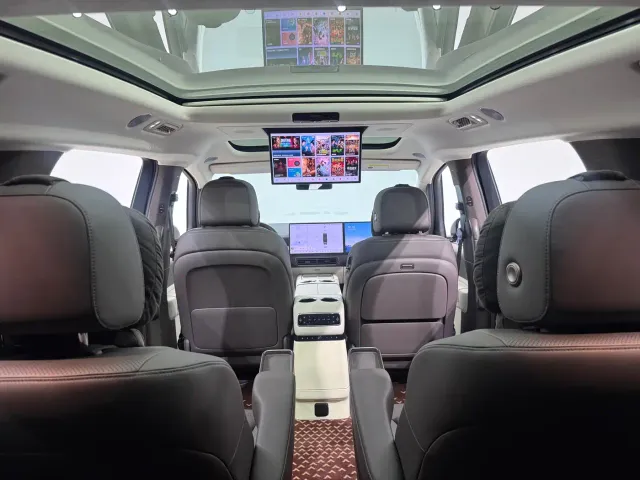 Li Auto MEGA — Фото автомобиля 10