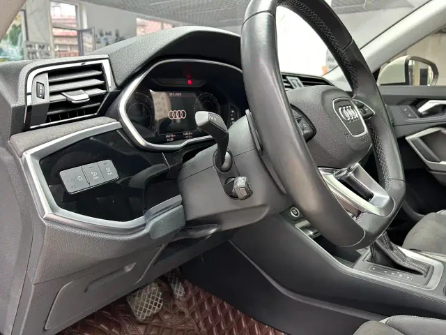 Audi Q3 — Фото автомобиля 23