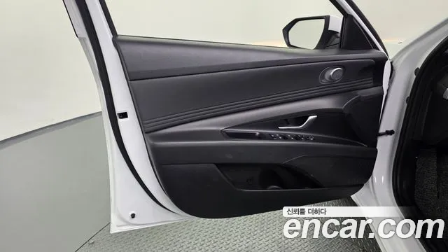 Hyundai Avante CN7 — Фото автомобиля 13