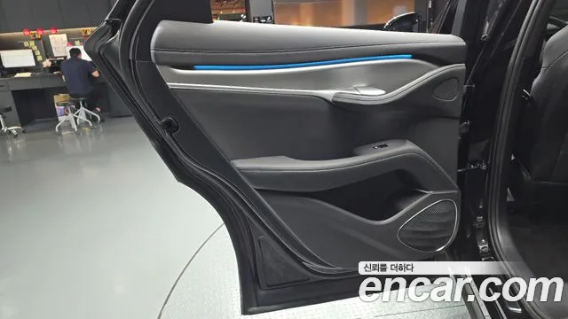 BYD Sealion 7 — Фото автомобиля 14