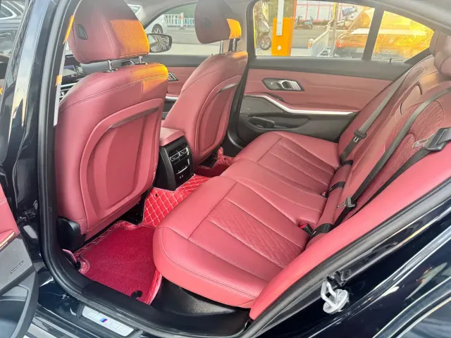 BMW 3 Series — Фото автомобиля 13