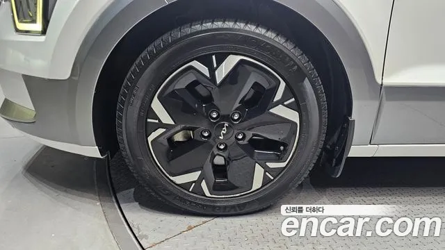 Kia Niro All Niro EV Earth — Фото автомобиля 5