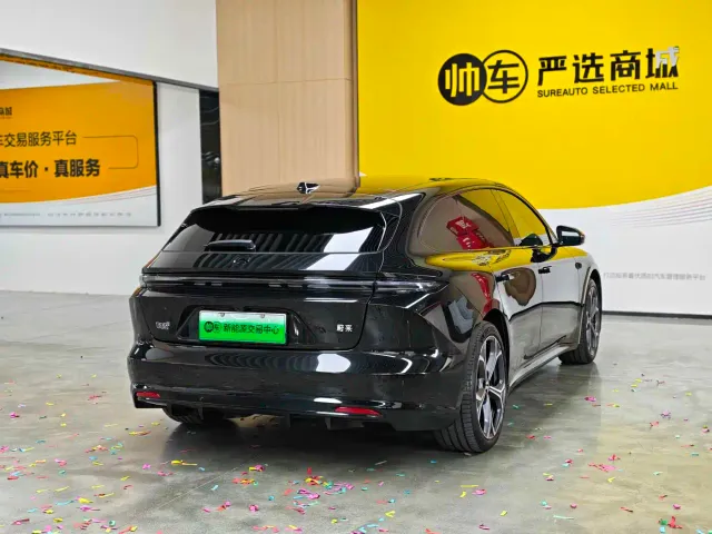 Nio ET5 Touring — Фото автомобиля 5