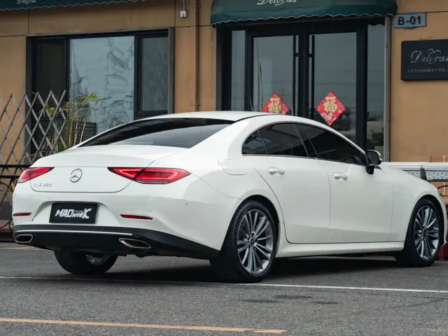 Mercedes-Benz CLS-Class — Фото автомобиля 26
