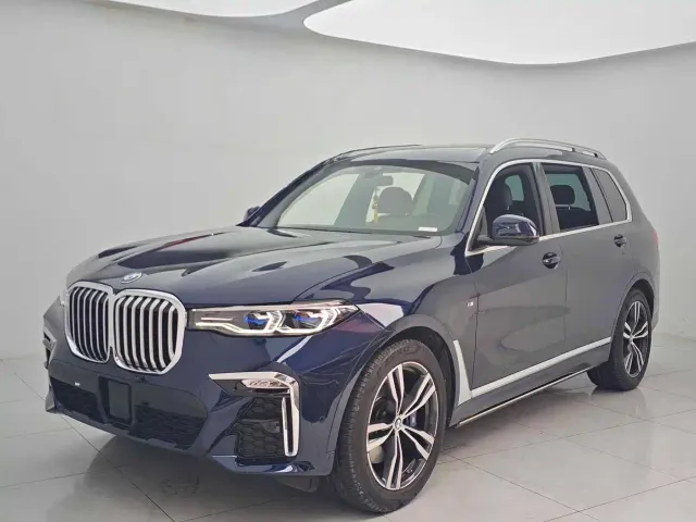 Фотография автомобиля — BMW X7