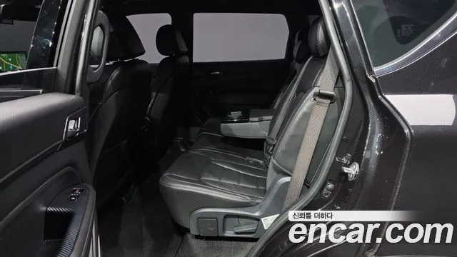KG_Mobility_Ssangyong Rexton Rexton Arena Дизель 2.2 4WD — Фото автомобиля 12