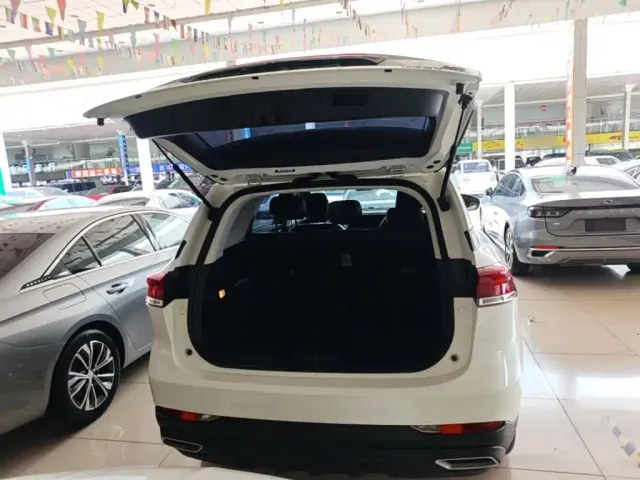 Changan X7 Plus — Фото автомобиля 18