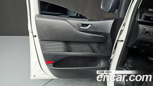 Hyundai Staria — Фото автомобиля 13