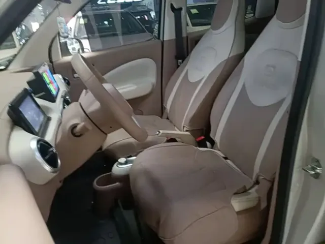 Wuling Hongguang Mini EV — Фото автомобиля 14