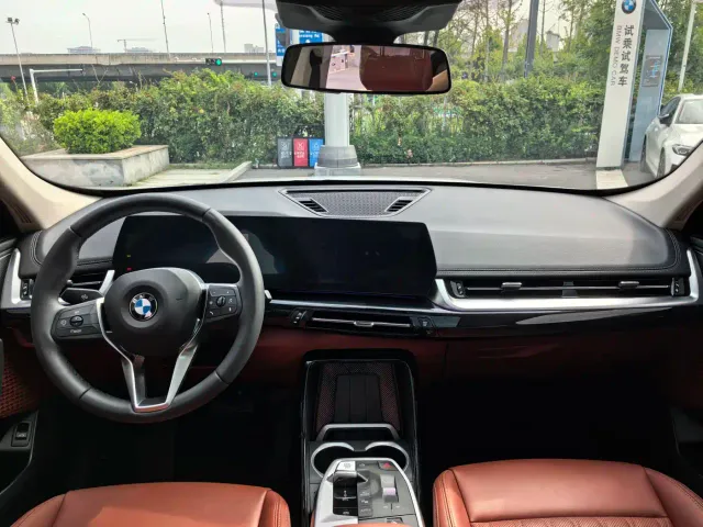 BMW X1 — Фото автомобиля 8