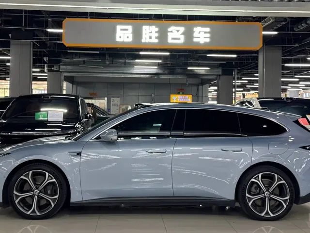 Nio ET5 Touring — Фото автомобиля 3