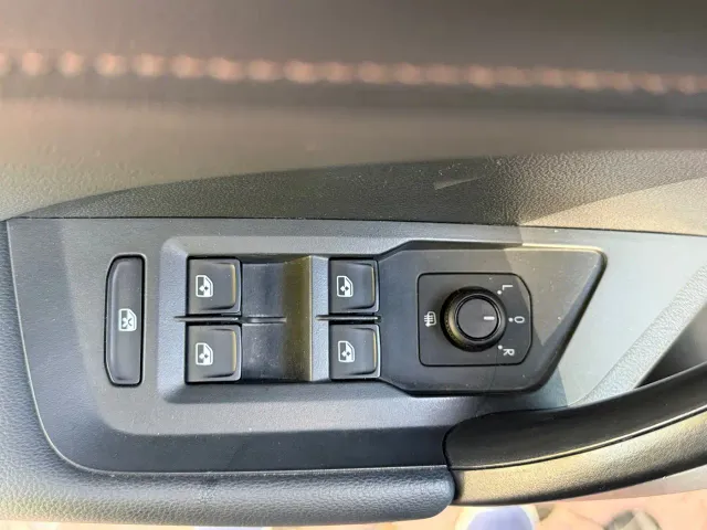 Volkswagen Tharu — Фото автомобиля 9