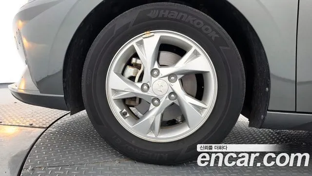 Фотография автомобиля — Hyundai AVANTE