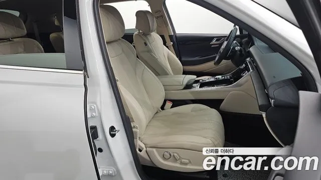 Genesis GV80 2.5T Бензин AWD — Фото автомобиля 25