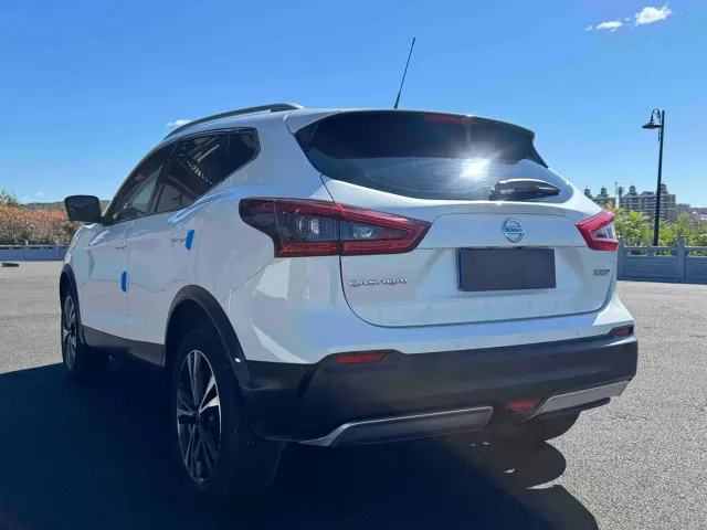 Nissan Qashqai — Фото автомобиля 4