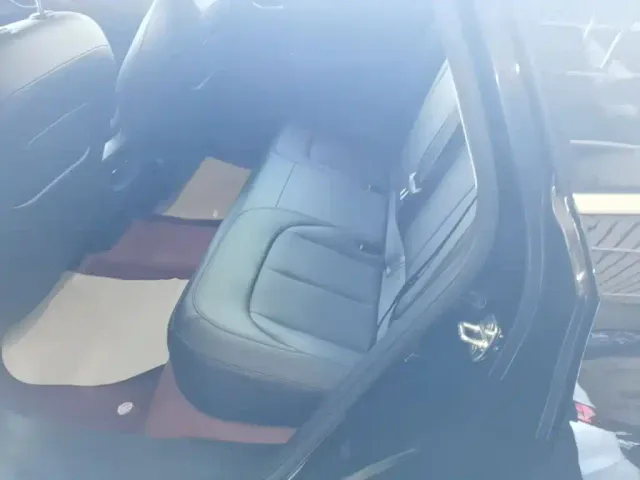 Wuling Starlight — Фото автомобиля 16