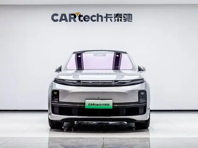 Li Auto L7 — Фото автомобиля 25