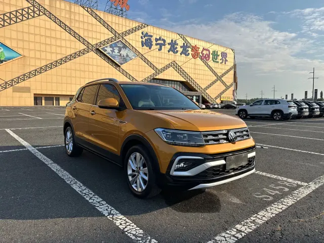 Volkswagen T-Cross — Фото автомобиля 2