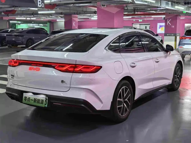 BYD Qin L — Фото автомобиля 5