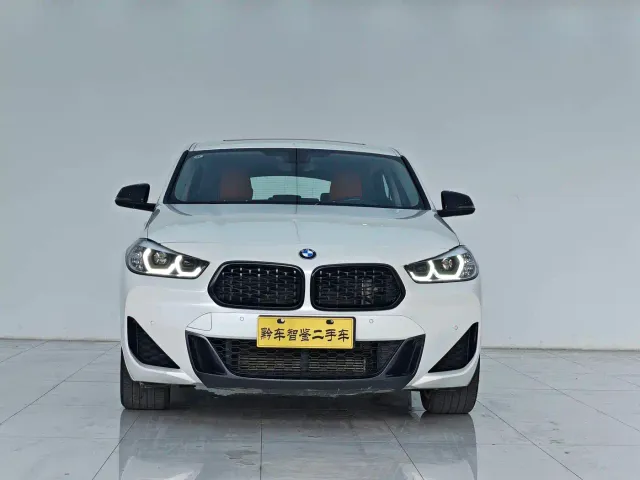 BMW X2 — Фото автомобиля 2