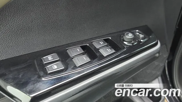 KG_Mobility_Ssangyong Torres Torres Бензин 1.5 2WD — Фото автомобиля 14