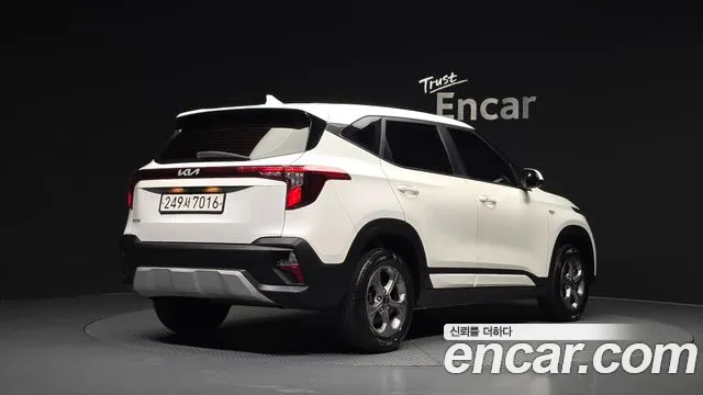 Kia Seltos — Фото автомобиля 2