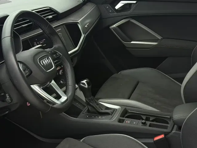 Audi Audi Q3 2022 35 TFSI Progressive Dynamic — Фото автомобиля 9
