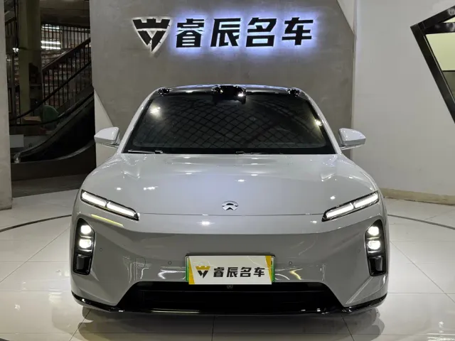 Nio ET5 Touring — Фото автомобиля 2