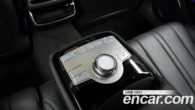 Genesis G80 Бензин 2.5 турбо 2WD — Фото автомобиля 18