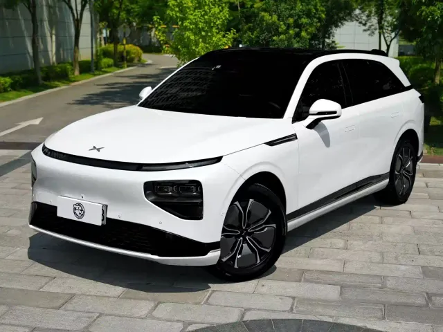 Xpeng G9 — Фото автомобиля 2