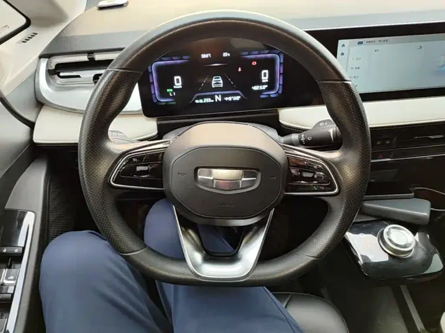 Geely Geometry E Firefly — Фото автомобиля 10