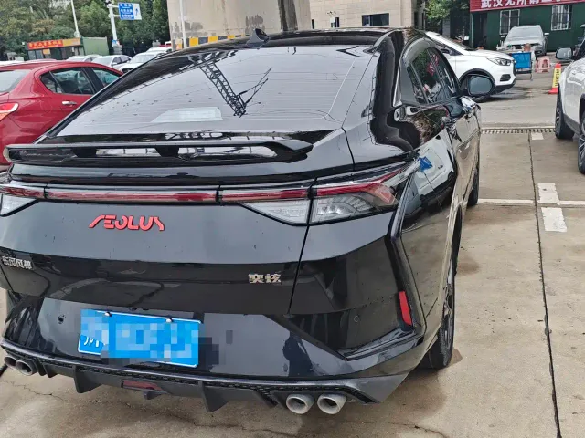 Dongfeng Yixuan — Фото автомобиля 5