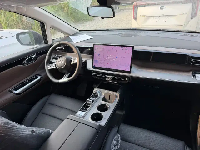 GAC Trumpchi E8 — Фото автомобиля 17