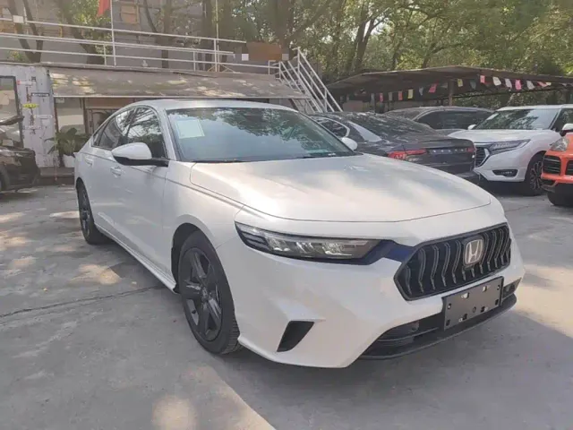 Honda Inspire — Фото автомобиля 3