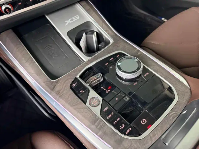 BMW X5 — Фото автомобиля 19