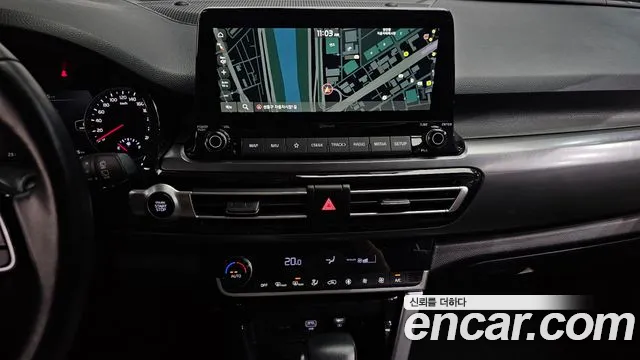 Kia Seltos — Фото автомобиля 14