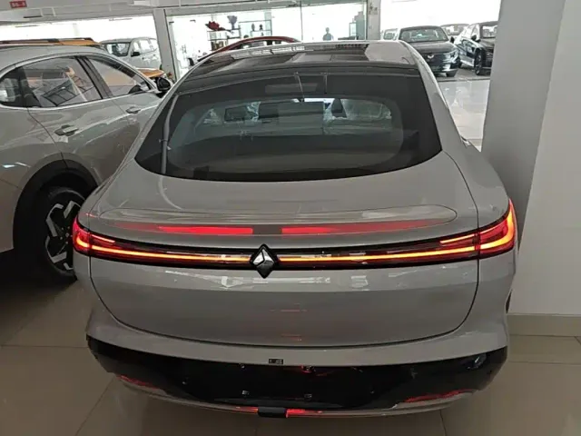 Baojun Xiangjing — Фото автомобиля 5