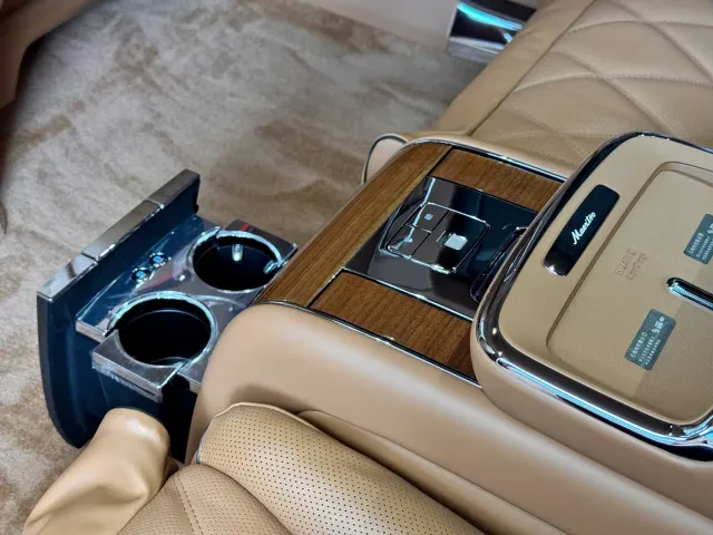Maextro S800 — Фото автомобиля 17