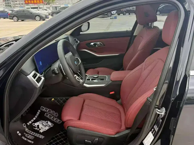 BMW 3 Series — Фото автомобиля 4