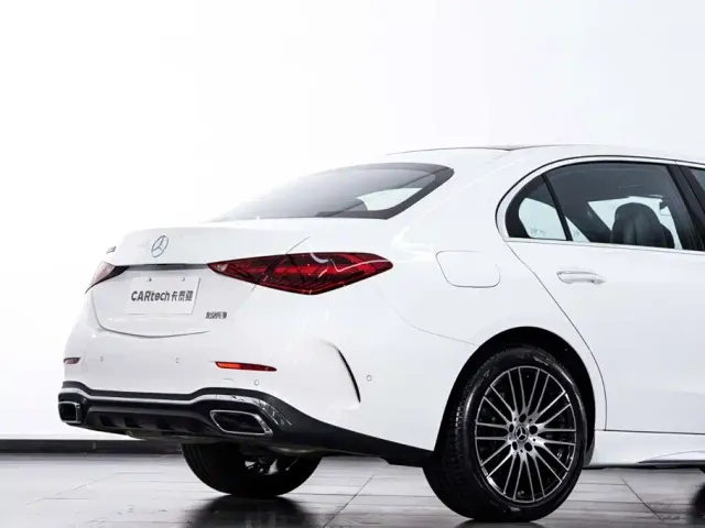 Mercedes-Benz C-Class — Фото автомобиля 9