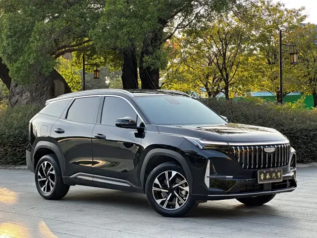 Geely Boyue L — Фото автомобиля 3