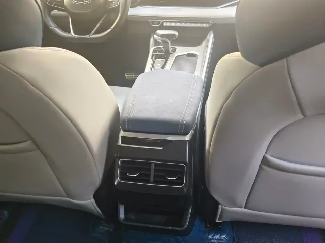 Geely Xingrui — Фото автомобиля 7