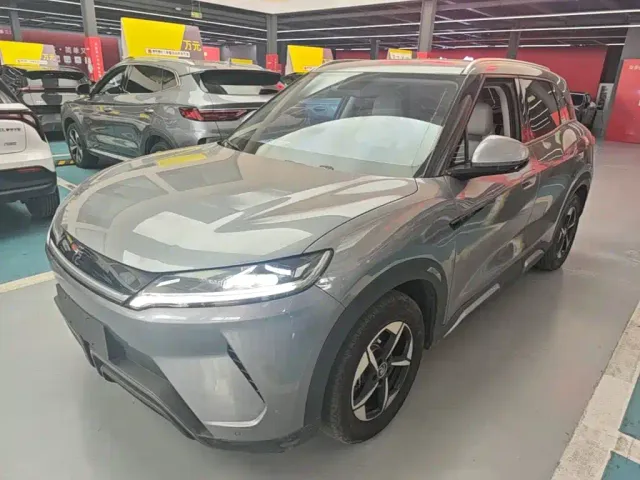 Фотография автомобиля — BYD Yuan UP