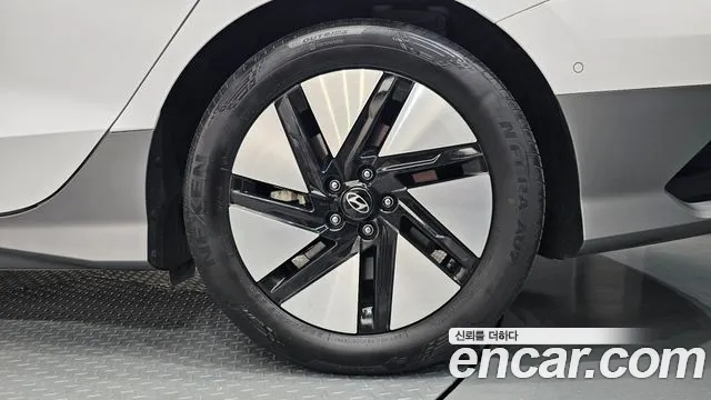 Hyundai Ioniq 6 — Фото автомобиля 6