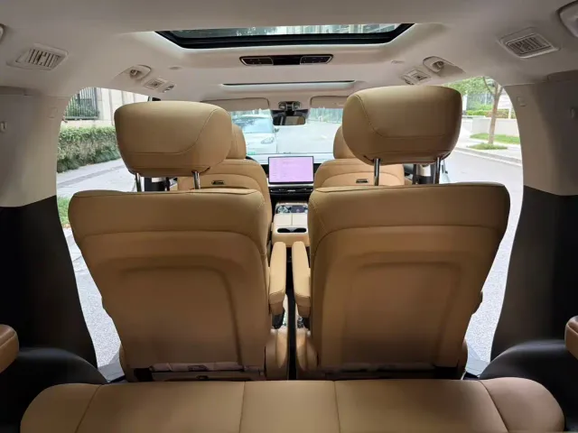 GAC Trumpchi E8 — Фото автомобиля 7
