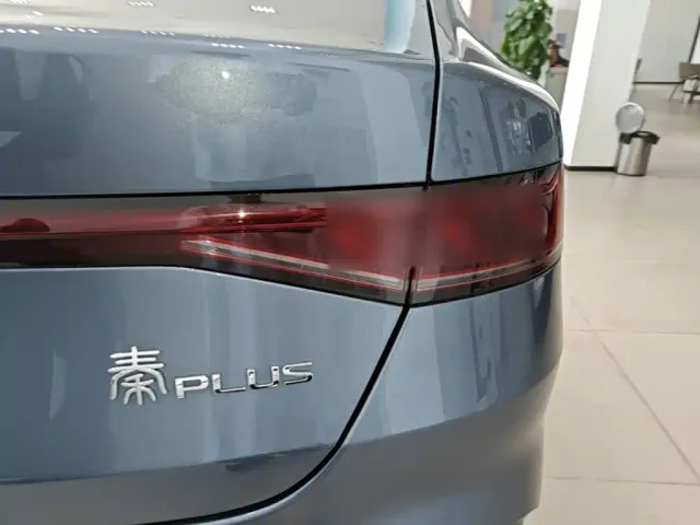 BYD Qin PLUS — Фото автомобиля 23