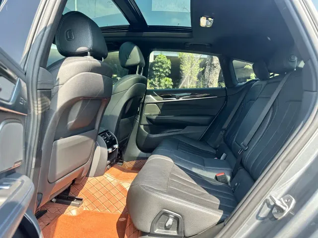 BMW 6 Series Gran Turismo — Фото автомобиля 17