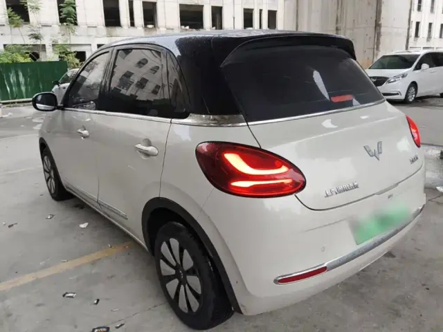 Wuling Bingo — Фото автомобиля 4