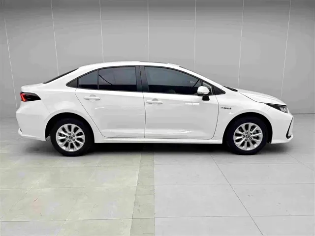 Toyota Corolla — Фото автомобиля 3