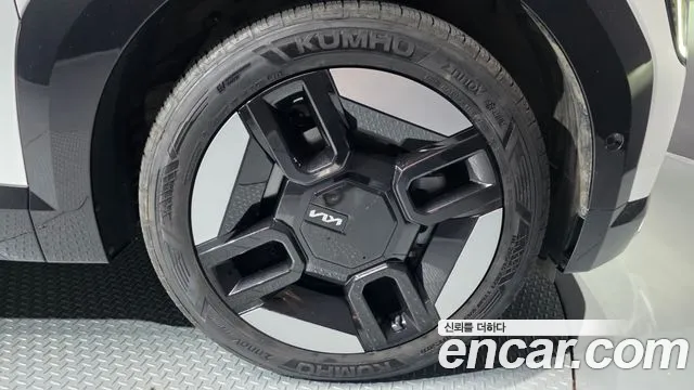 Kia EV9 — Фото автомобиля 5